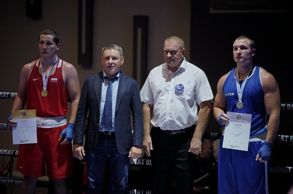 Победителем Всероссийских соревнований Национальной студенческой лиги бокса в Грозном стал студент ИРНИТУ Орудж Мамедов