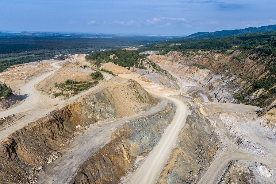 Утвержден обновленный план развития горных работ Тимлюйского цементного завода