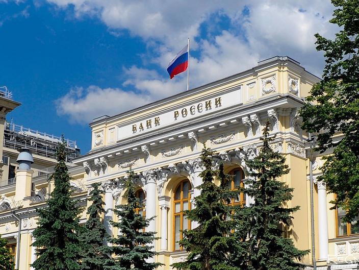Центробанку предложили блокировать переводы от 10 тыс. рублей до повторного подтверждения