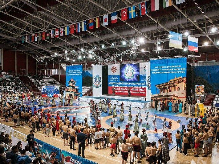На 100-летии министерства спорта и молодежной политики Бурятия наградили лучших спортсменов и тренеров