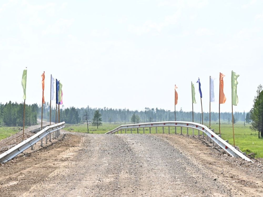 В самом отдаленном поселке Еравнинского района открыли подъездную дорогу