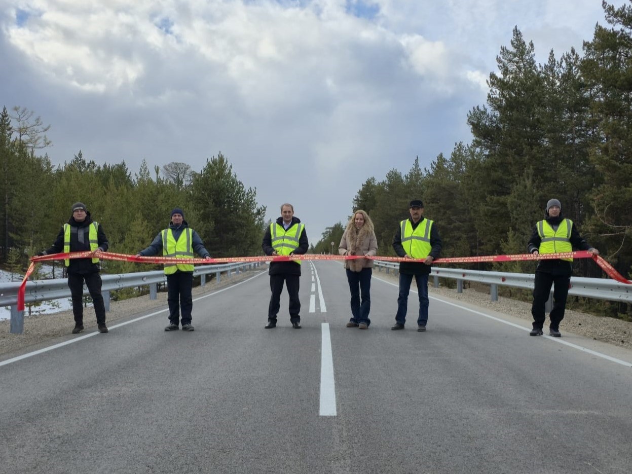 Фото предоставлено пресс-службой правительства Иркутской области doroga khuzhir io